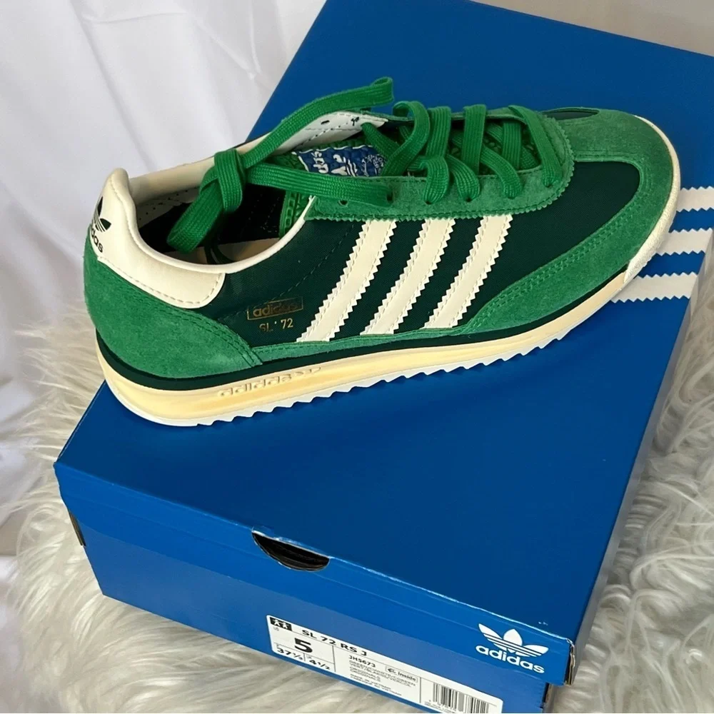 Adidas SL 72 RS J in Green and White Mens size 5 Women’s size 7 NWB